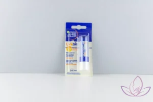 بالم لب محافظتی و ضد آفتاب گارنیر مدل UV SKI با SPF50